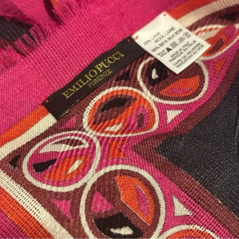 Emilio Pucci Pink and Black Scarf - Picture 4 of 5